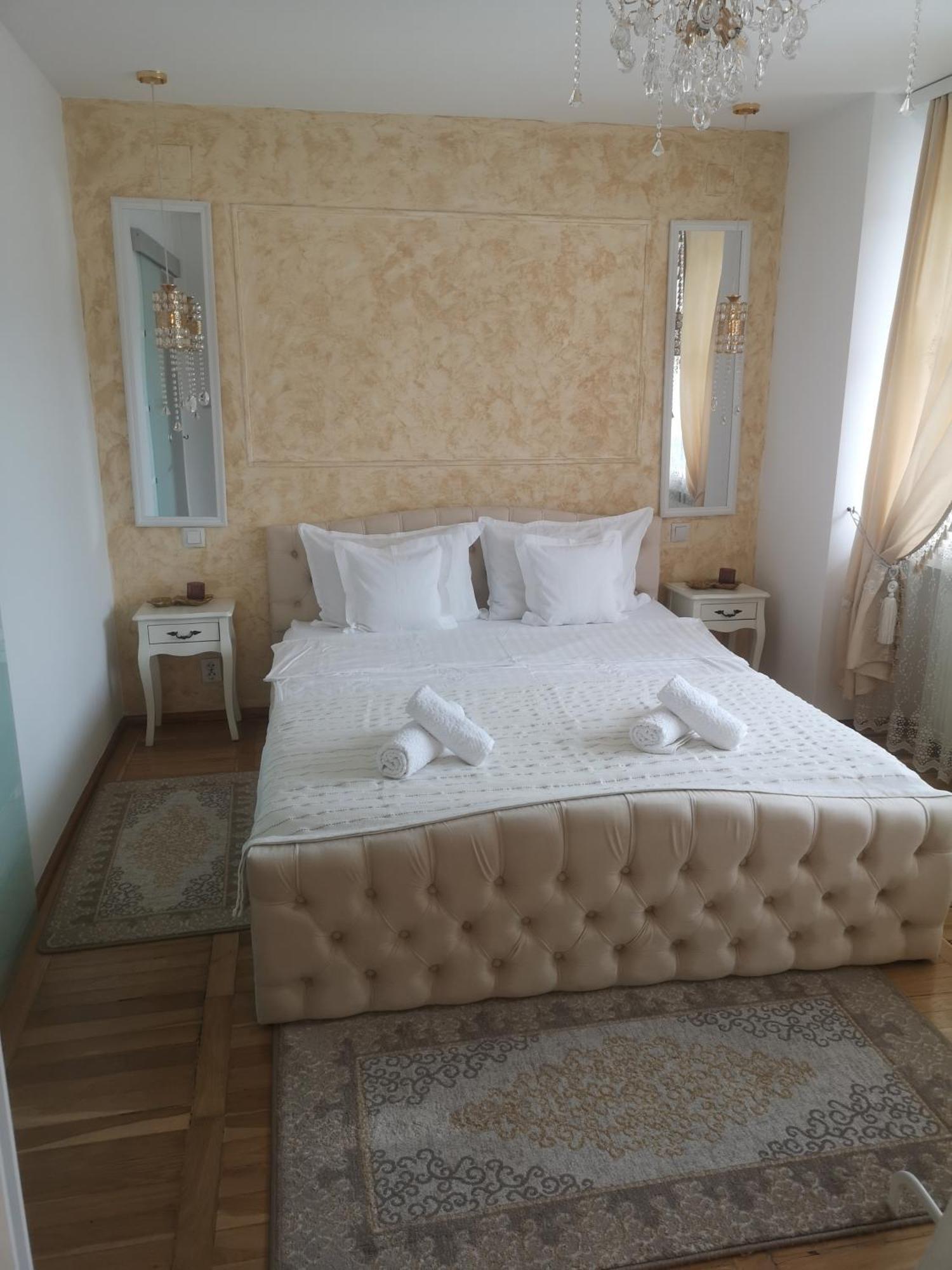 Penthouse Luxury Apartment Resita Ngoại thất bức ảnh