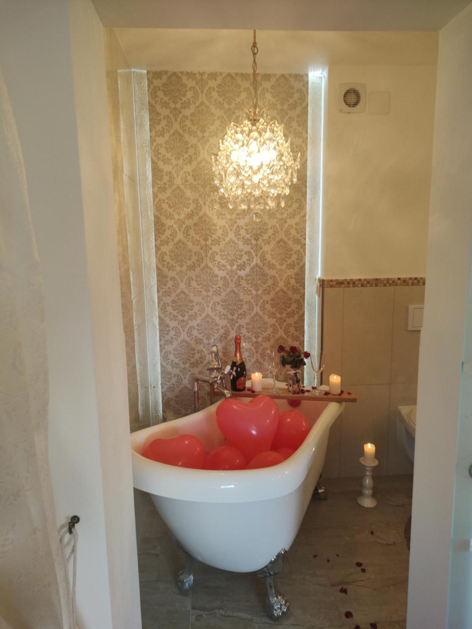 Penthouse Luxury Apartment Resita Ngoại thất bức ảnh