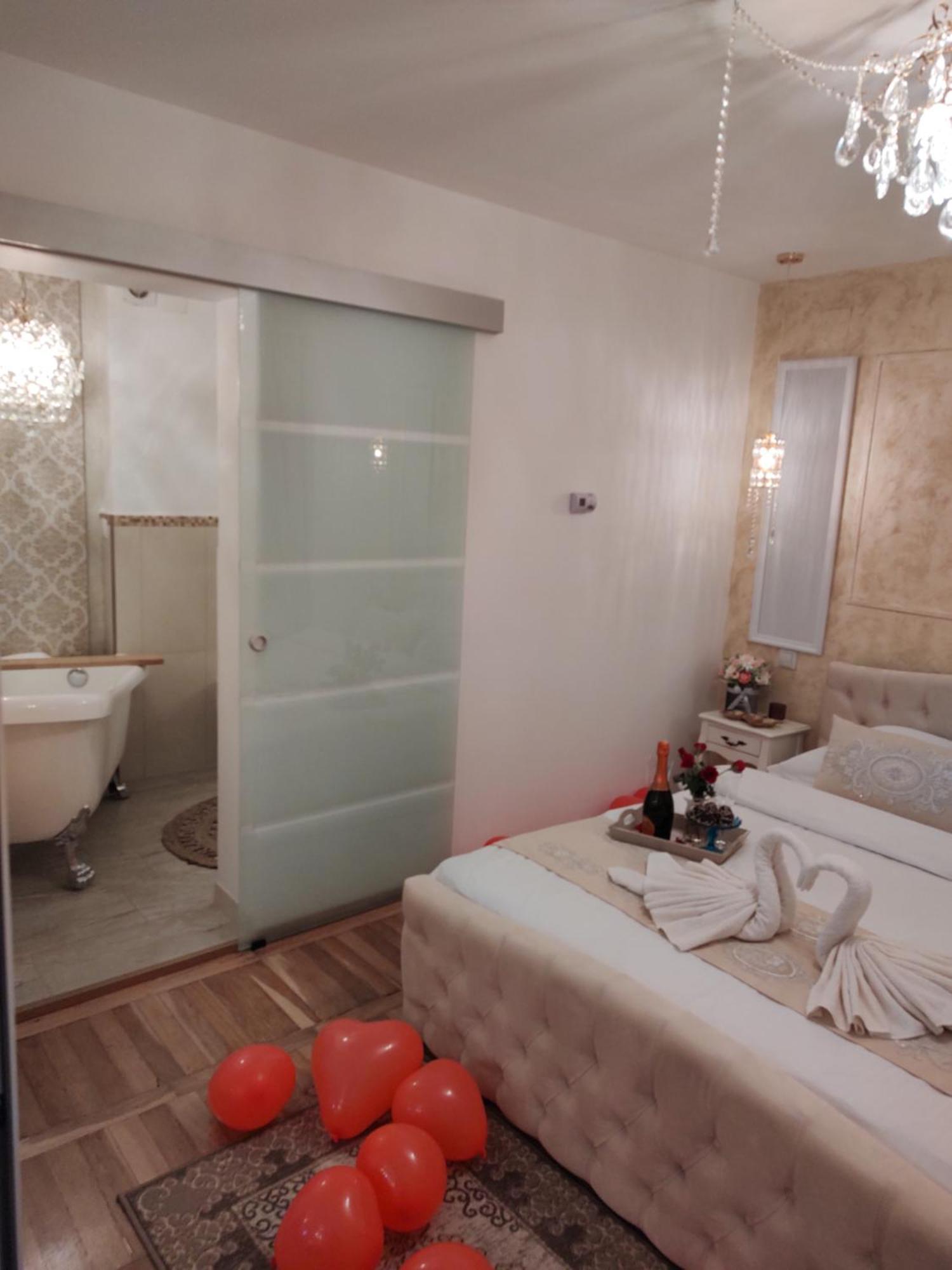 Penthouse Luxury Apartment Resita Ngoại thất bức ảnh